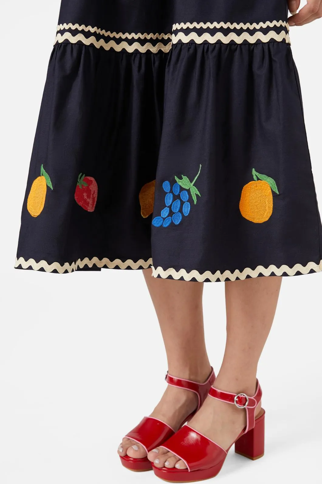 Orchard Emb Dress