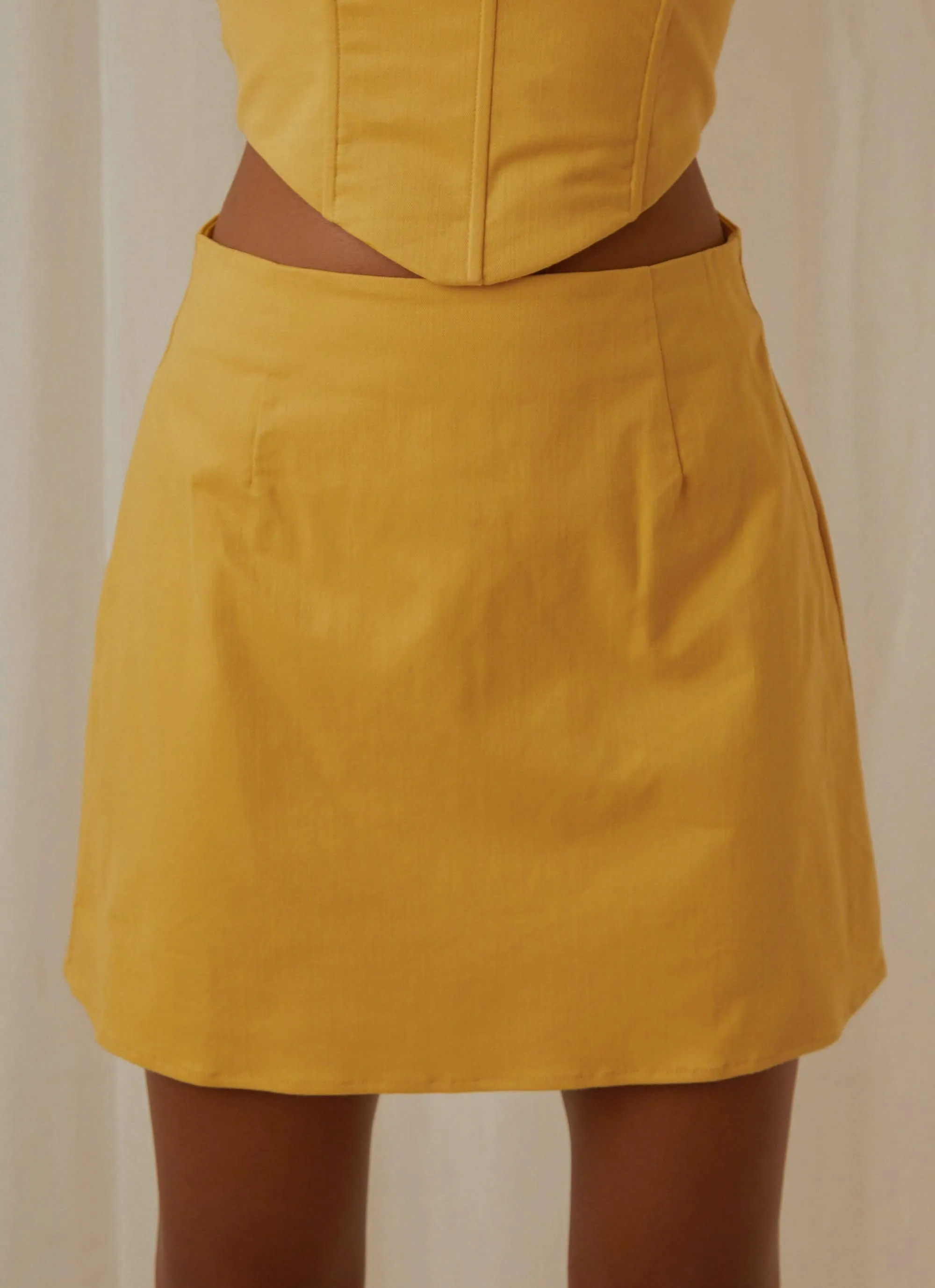 Rooftop Drinks Mini Skirt - Mango