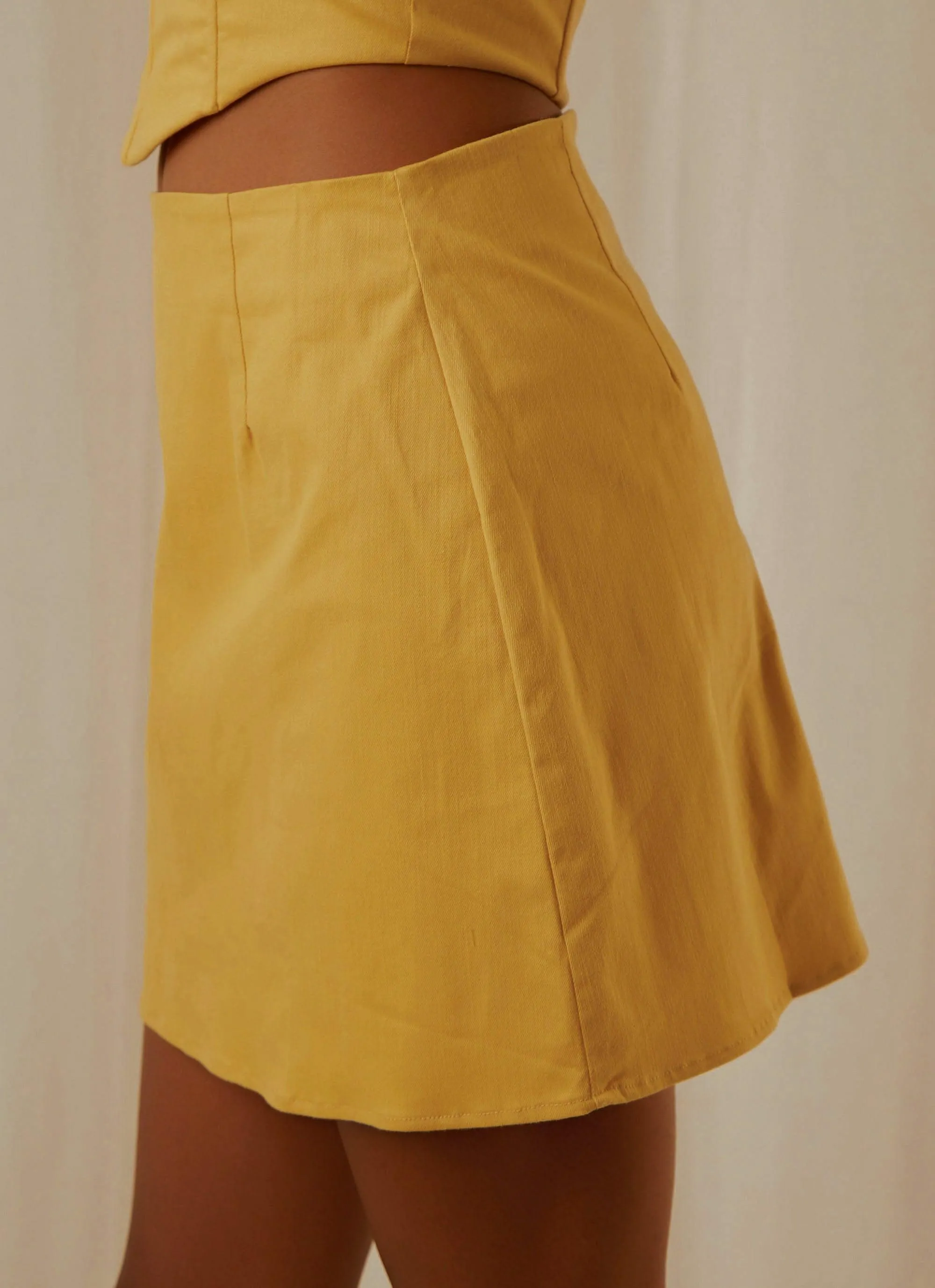Rooftop Drinks Mini Skirt - Mango
